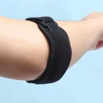 Légáteresztő, ergonomikus könyökszorító pánt alkarfájdalomra