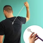 Összecsukható hátvakaró kényelmes fogással